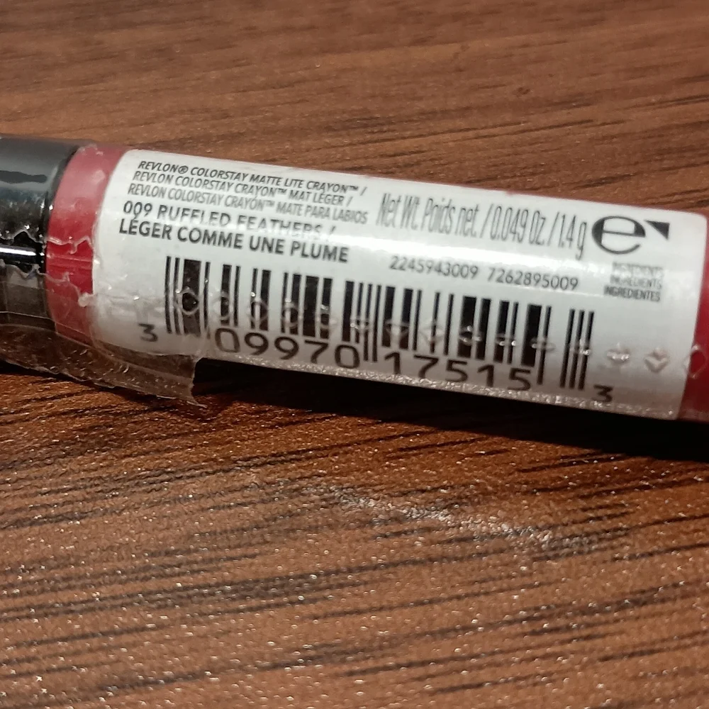 2 x Revlon ColorStay Matte Lite Crayon Lipstick, 009 Ruffled Feathers